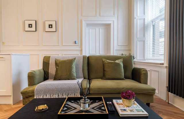 The Devonshire Suite - Your 5 Star West End Stay!