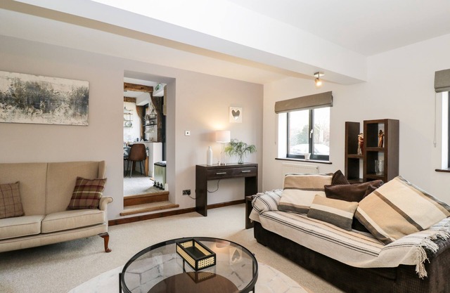 The Dunnit@manor Farm