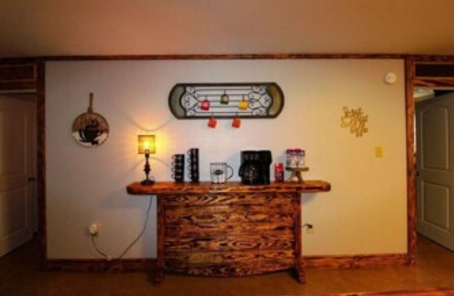 The Front Porch 2 BR 2Bath Sleeps 6 Toledo Bend Lake