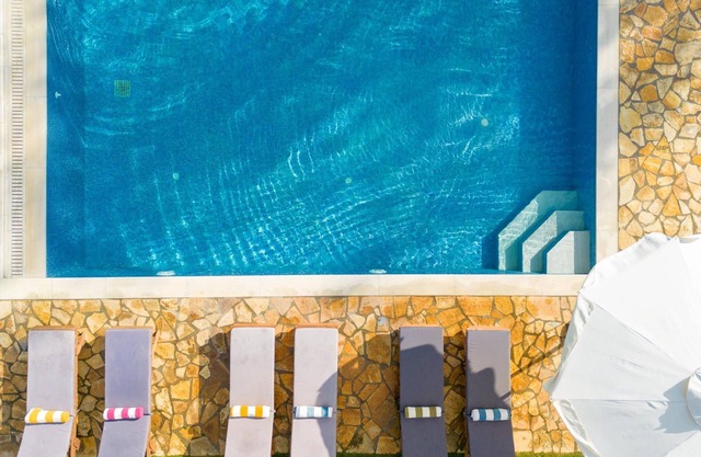 The Grove Villa by White Dream Villasn