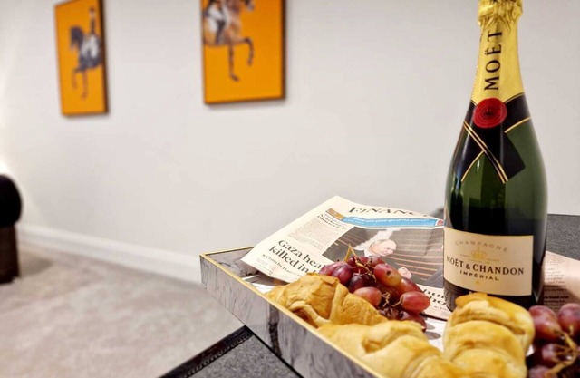 The Hamilton Luxury Lets - Holly barn