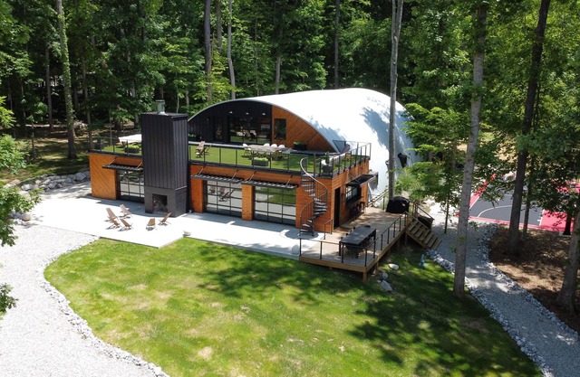 The Holiday Hutt at Dale Hollow Lake-Close to Sunset, Bball Court, Movie Theater