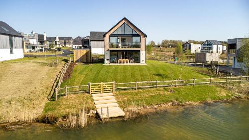 The Lark Ascending BR11 Silverlake Dorset