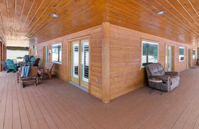 The Lazy Elk Retreat: Authentic, Western Montana Experience!