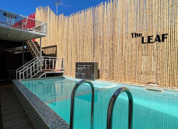 The leaf&pool kohlarn เดอะลีฟ&พลู ที่พักเกาะล้าน
