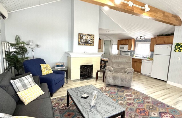 The Lemon Slice on North Beach