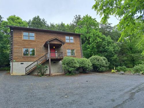 The Lewis #25 - The Cabins at Lexington
