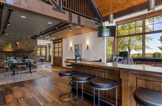 The Lodge at Bronze Buffalo Ranch