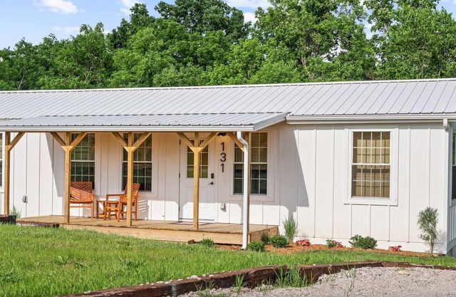 The Lodges at Eden Reserve - Back Cabins - Near Ark