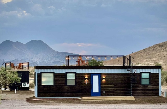 The Longhorn Stunning Container Home-In Alpine