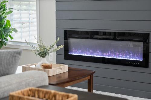 The Lopez Lounge in Downtown - 1018 Main St