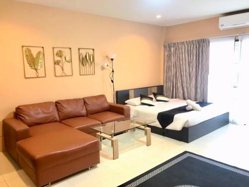 The Luka Guesthouse and Restaurant