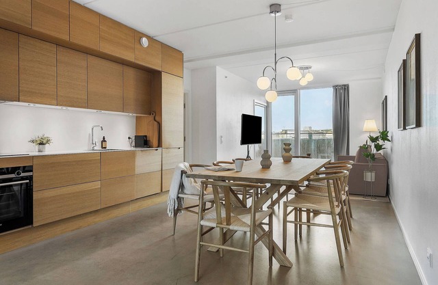 The Marina Suite, Including 1x Free Private Parking Spot
