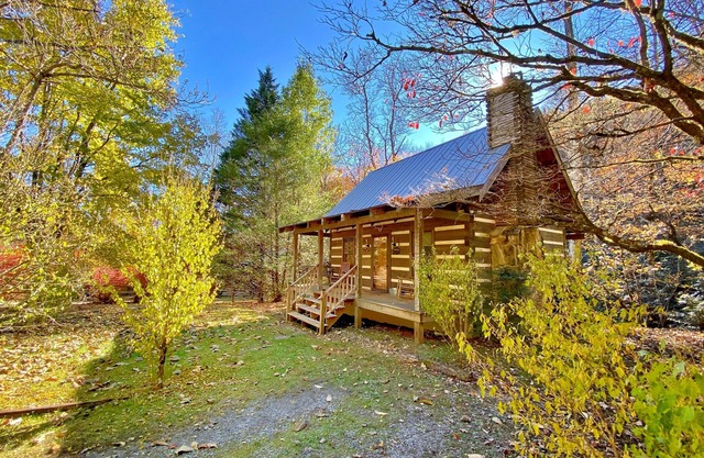 The Mountains are Calling! Visit Chinkapin Gap | Turnstone Log Cabins
