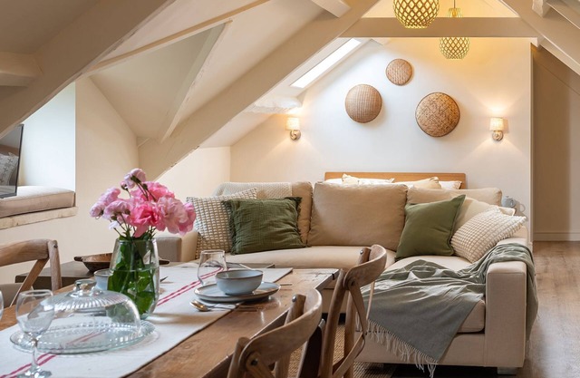The Nest - pet friendly in Slad near Stroud