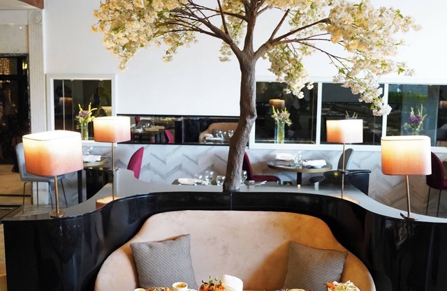 The Nishat Hotel Gulberg