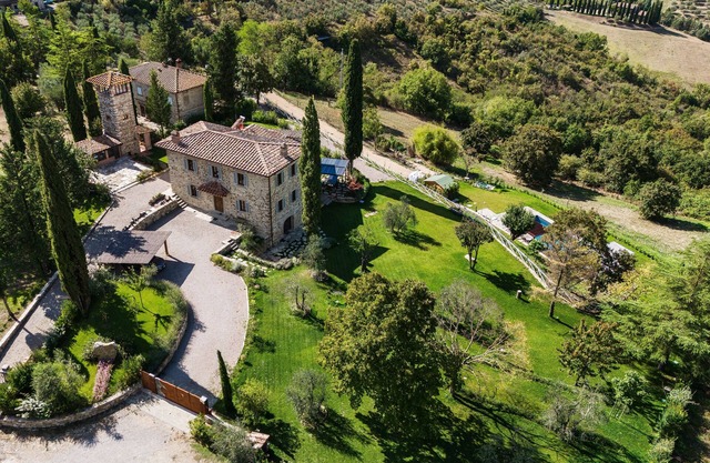 The Only Luxury Villa Just a 3-Minute Walk from Radda in Chianti