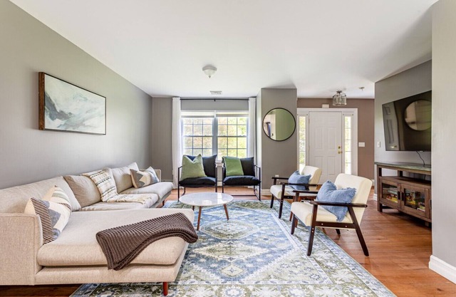 The Onyx at High Falls