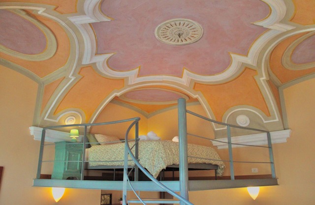 The Painter's Nest with Private Lake Garden