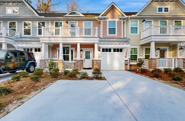 The Peninsula house w/indoor/outdoor pools, on-site golf & tennis/pickleball