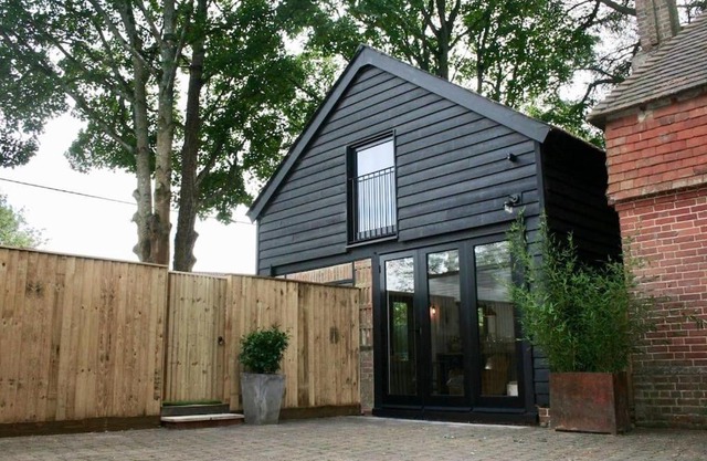 The Post Barn, beautiful barn conversion 10mins from Winchester