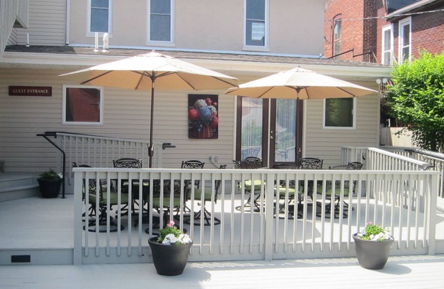 The Swope Manor Bed & Breakfast