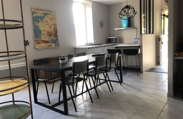 The teacher's'apartment - SCHOOL OF ILLIER