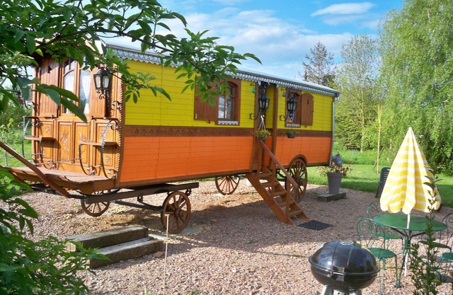 The trailer and Billy Pommette