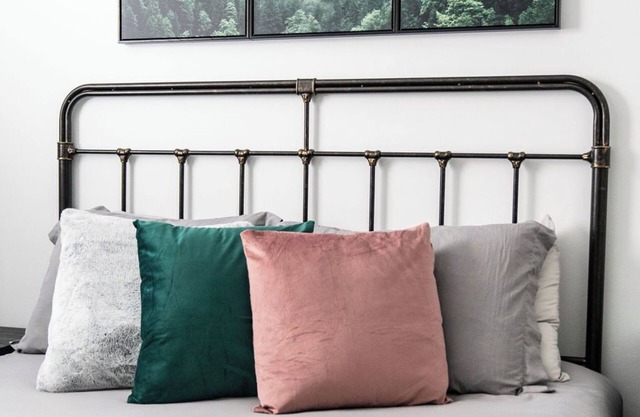 The Ultimate Windham Getaway With Hot Tub & Sauna