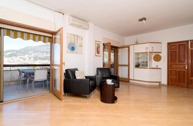 the view holiday house