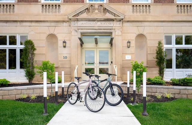 The Well House Hamilton, Tapestry Collection By Hilton