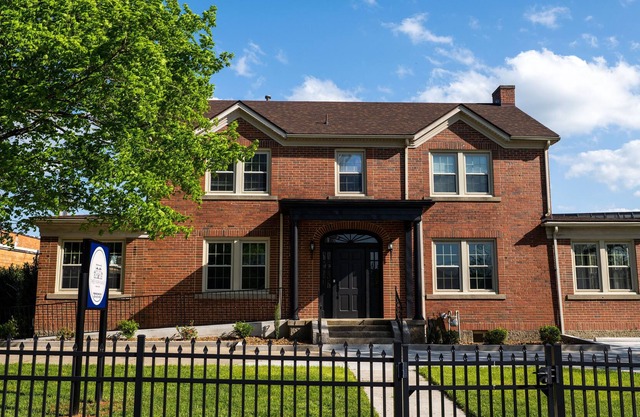 Thee Parsonage Suite A