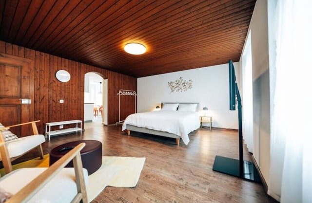Thenest Glarus Studio-apartment
