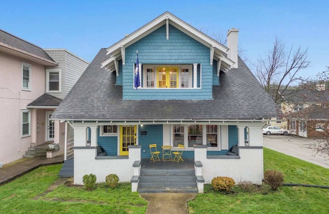 This gem sits in the heart of picturesque South Frankfort, near the Kentucky river