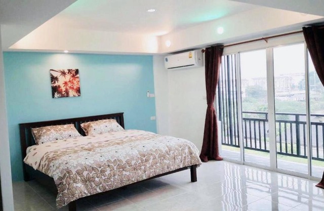 Thong Tat Serviced Apartments