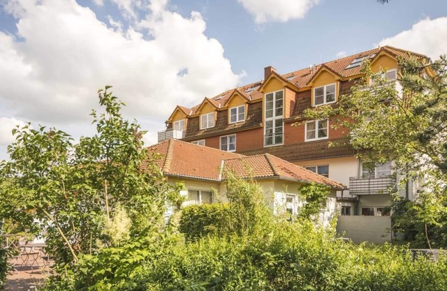 Three-master, absolutely quiet