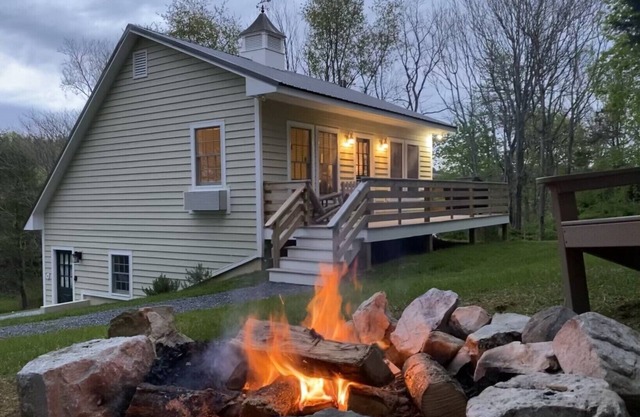 Timber Ridge Carriage House Loft