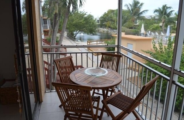Time to Chill - 3/3 Kawama Townhouse with FREE GOLF CART, kayaks & bicycles.