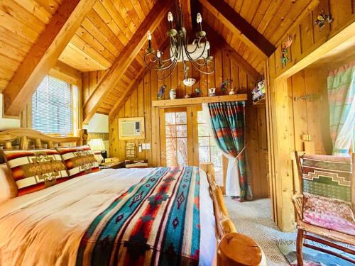 TimpCreek Cottage on the Stream Sundance Utah