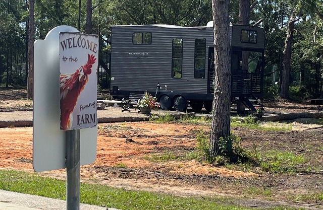 Tiny Home with Bay Views located in Milton Florida on 20 acres & perfect escape!