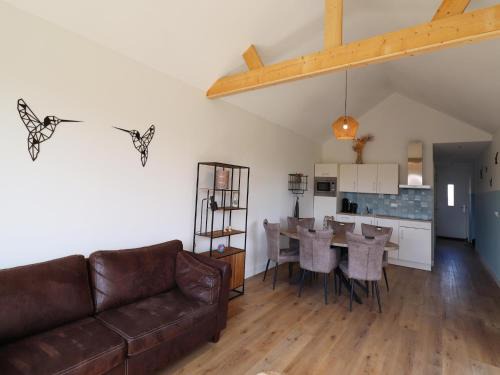Tiny House in Anjum by Scenic Lake, cleaning included