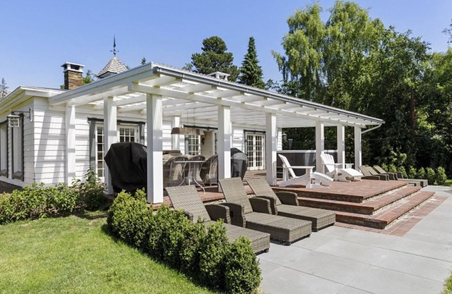 "Titia" - 1.2km to the fjord by Interhome