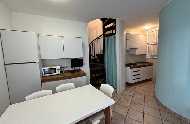 TIVOLI VILLAGE 6-C13