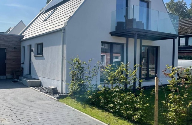 Top modern vacation apartment behind the dike