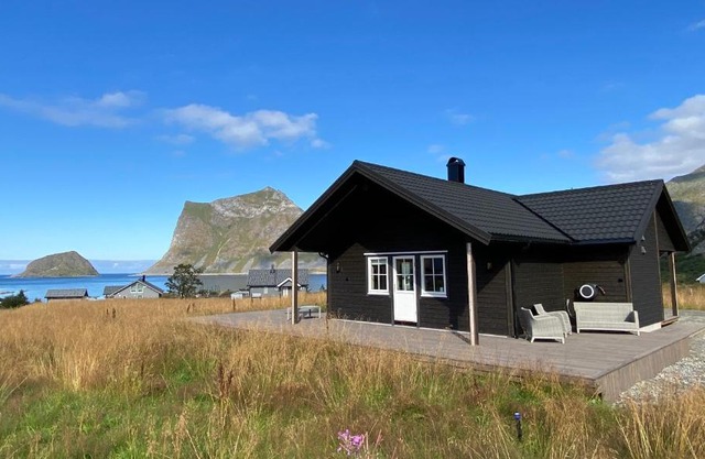 Tors Cabin at Haukland Beach