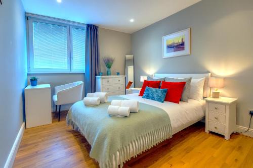 Tower of London Escape Modern 2 bed Flat