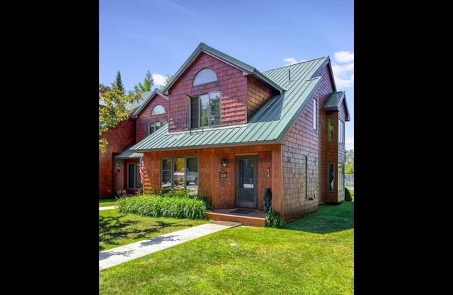 Townhome G1 - 4th Lake