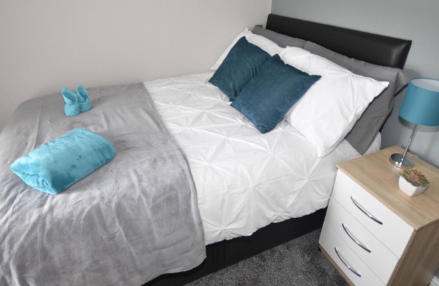 Townhouse @ 32 Penkhull New Road Stoke - Double