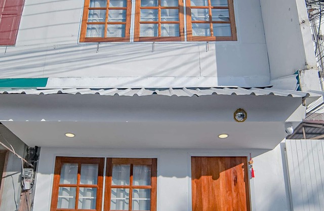 Townhouse at Central Old City for 4-6 people