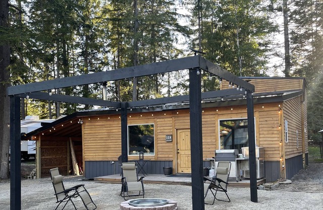 Trading Post at Priest Lake